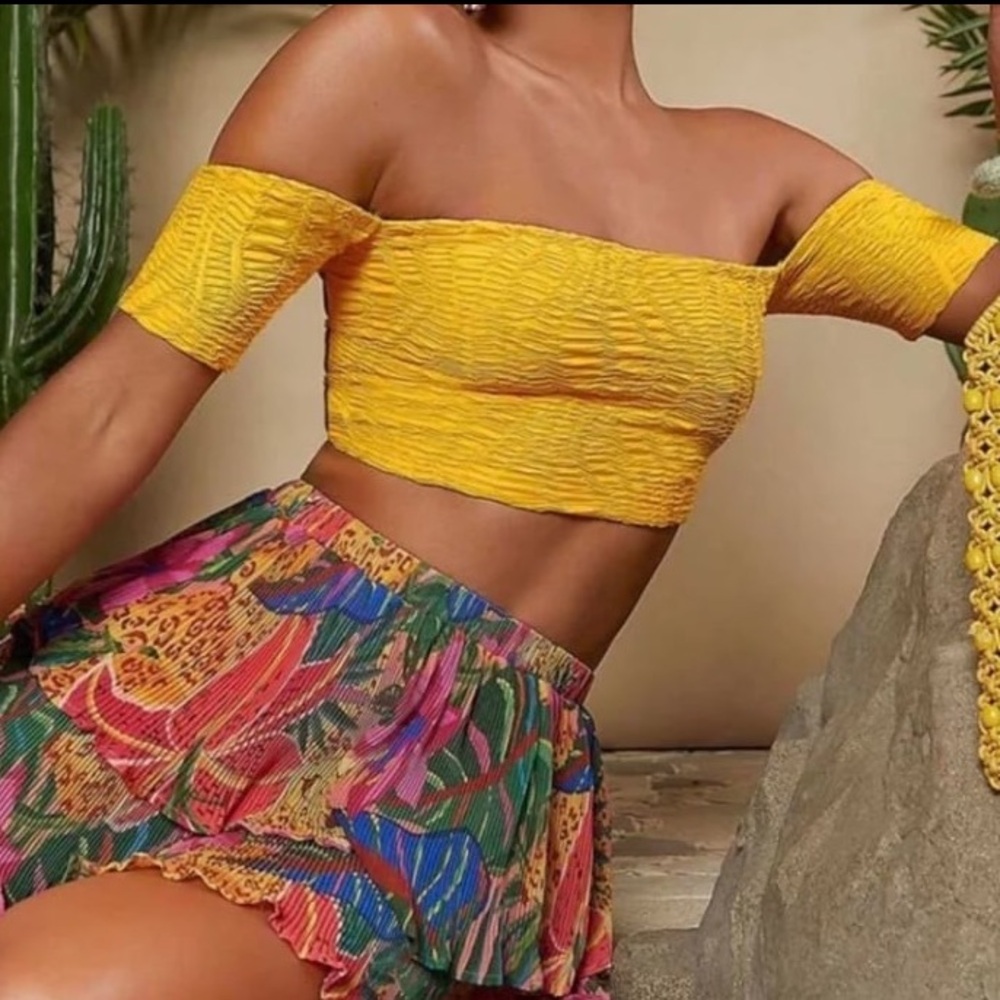 Yellow strappy crop top